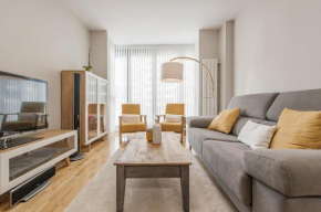 EXCLUSIVE BUILDING SWIMMING POOL - MADRID RIO CITY CENTER, Madrid